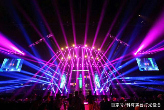 舞臺上的絕配 舞臺燈光與音樂音響設備的互動